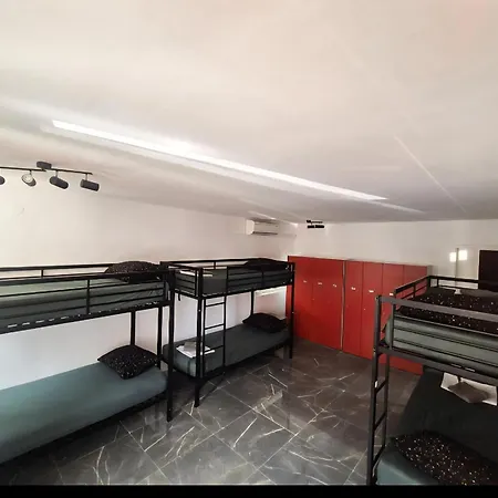 Hostel Hakuna Matata Dubrovnik Old Town Steps, Free Parking & Wi-Fi * Дубровник