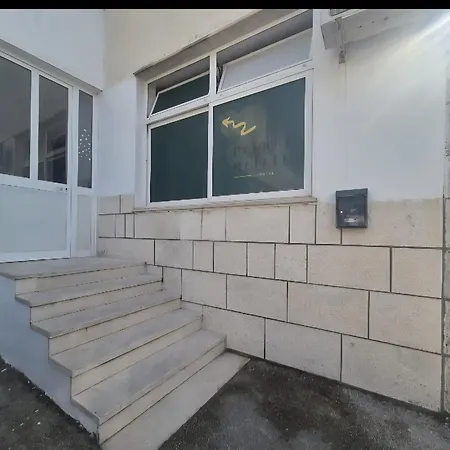Hostel Hakuna Matata Dubrovnik Old Town Steps, Free Parking & Wi-Fi * Дубровник