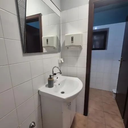 Hostel Hakuna Matata Dubrovnik Old Town Steps, Free Parking & Wi-Fi