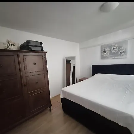 Hostel Hakuna Matata Dubrovnik Old Town Steps, Free Parking & Wi-Fi *